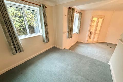 2 bedroom retirement property for sale, Barons Court, Old Lode Lane, Solihull