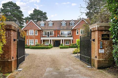 2 bedroom flat for sale, Copthill Lane, Kingswood, Surrey