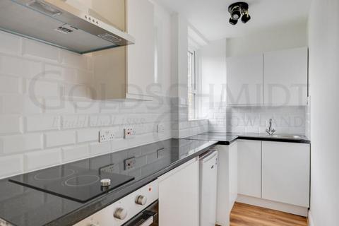 Studio to rent, Parsifal Road, West Hampstead,  NW6