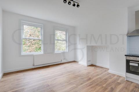 Studio to rent, Parsifal Road, West Hampstead,  NW6