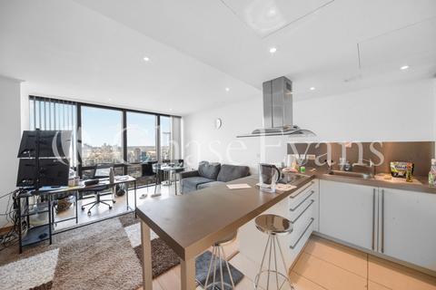 1 bedroom apartment for sale, No. 1 West India Quay, Hertsmere Road, Canary Wharf E14