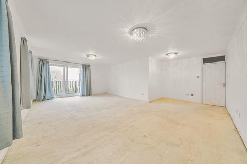 2 bedroom flat for sale, Landscape Road, Warlingham CR6