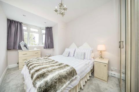 3 bedroom terraced house for sale, Evelyn Crescent, Sunbury-On-Thames TW16