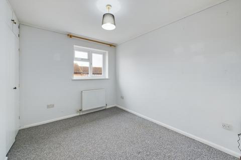 2 bedroom house to rent, Maple Close, Hardwicke, Gloucester, GL2