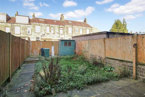 3 bedroom terraced house for sale, Fletcher Avenue, Silsden, BD20