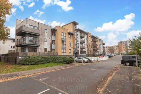 Commonwealth Drive, Crawley RH10