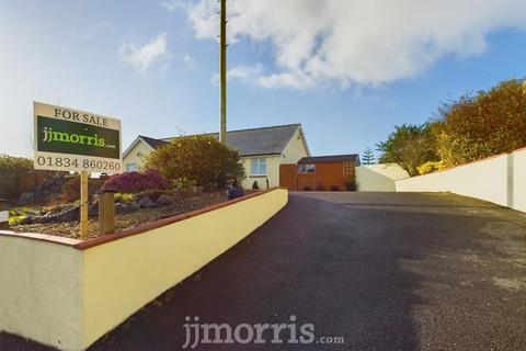 3 bedroom detached bungalow for sale, School Road, Templeton, Narberth