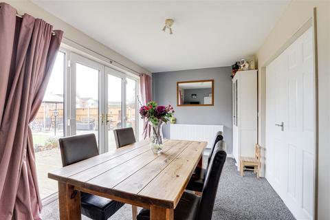 4 bedroom semi-detached house for sale, Hartside Gardens, Long Eaton NG10