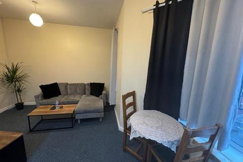 1 bedroom apartment to rent, Claude Place, Cardiff