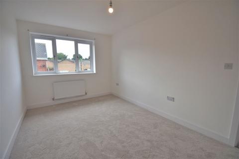 3 bedroom detached house to rent, Kirkless street, Wigan WN1