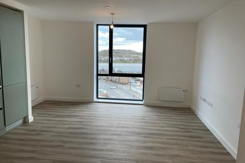 undefined, Kimpton Road, Luton, LU2