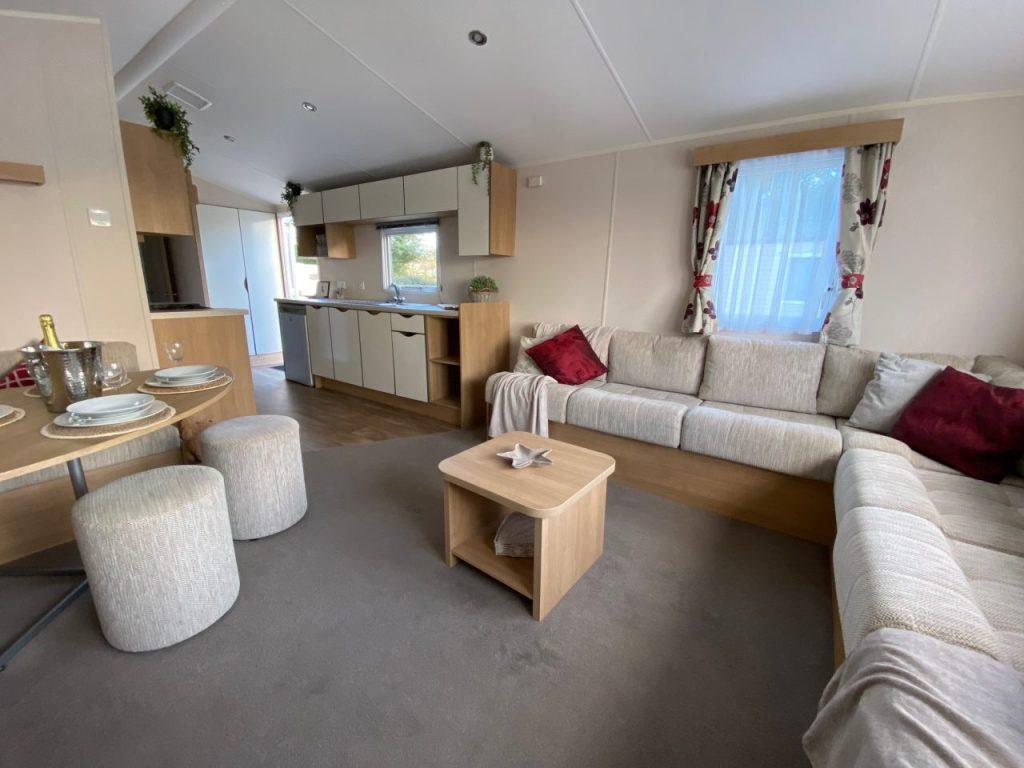 Willerby Vacation 35ft X 12ft 2 Bed 2015 (4).jpg