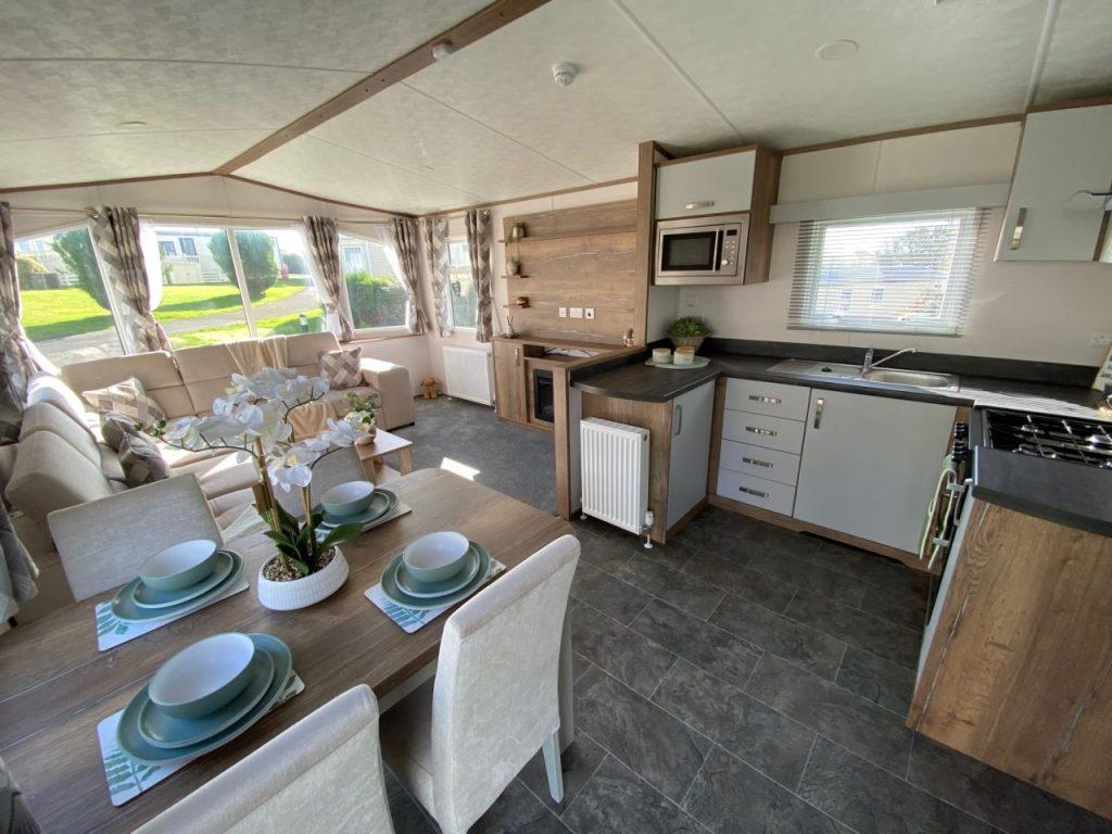 Carnaby Oakdale 37ft X 12ft 2 Bed 2023 (1).jpg