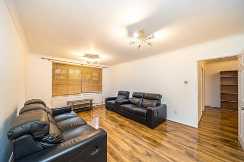 2 bedroom flat to rent, Sutton Court Road, London W4