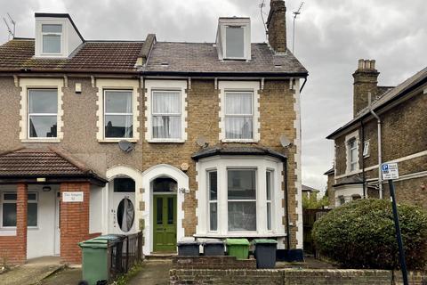 2 bedroom maisonette to rent, Myddleton Road, London, N22