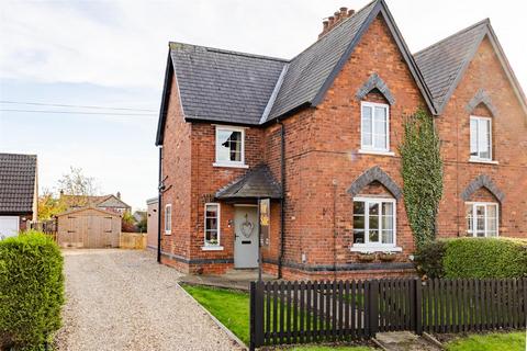 3 bedroom semi-detached house for sale, North Street, Roxby, Scunthorpe