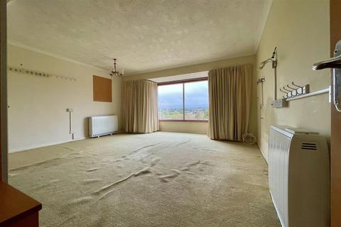 65 Blakedown Road, Halesowen, B63 4NG