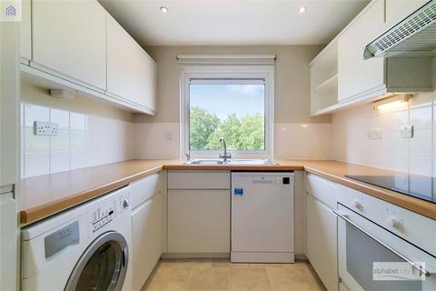 2 bedroom flat to rent, Rogers Court, 5 Premiere Place, London, E14