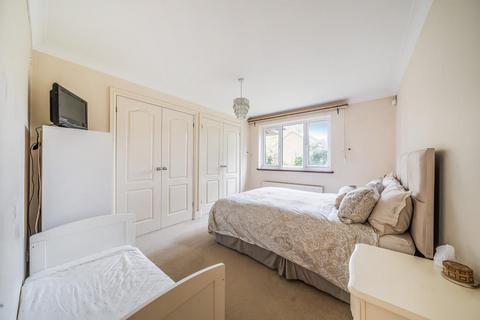 1 bedroom flat for sale, Stanmore,  Greater London,  HA7