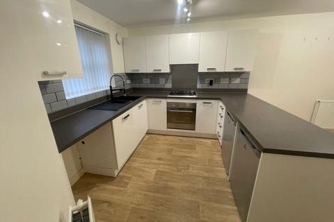 3 bedroom semi-detached house to rent, Smirthwaite Street, Burnley, Lancashire