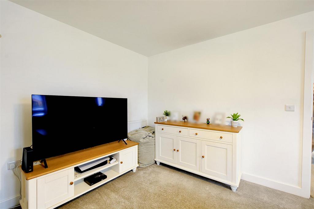 Lounge 3.jpeg