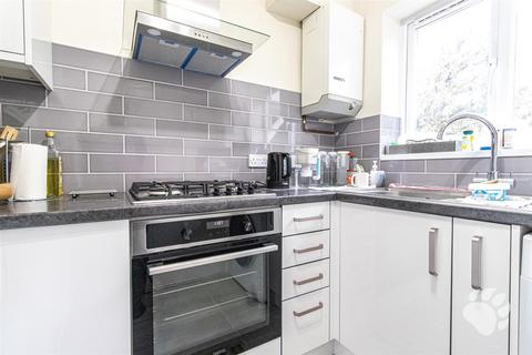 2 bedroom terraced house for sale, Oxford Close, Langdon Hills SS16