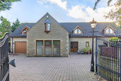 5 bedroom detached house for sale, Stocks Bank Road, Mirfield WF14