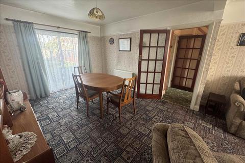 3 bedroom semi-detached house for sale, Hounslow Road, Hanworth, Middlesex, TW13