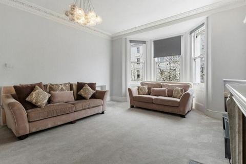 2 bedroom flat for sale, Strathmore Gardens, London, W8