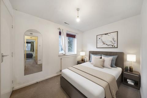 2 bedroom terraced house for sale, Isambard Place, London, SE16 7DA