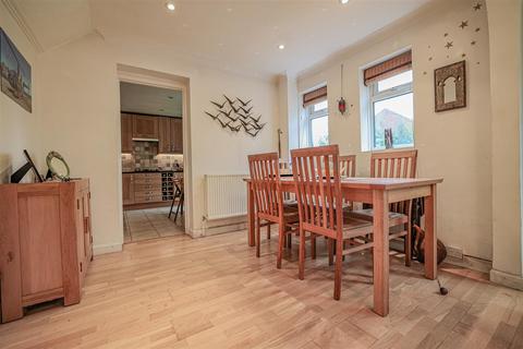 18 Claverton Close, Bovingdon, Hemel Hempstead, HP3 0QP
