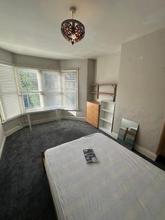 6 bedroom terraced house to rent, Sefton Park Road, Somerset BS7