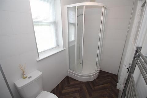 Flat 3, 17 Ardgowan Square, Greenock, PA16 8NH