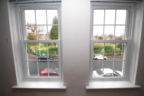 Flat 3, 17 Ardgowan Square, Greenock, PA16 8NH