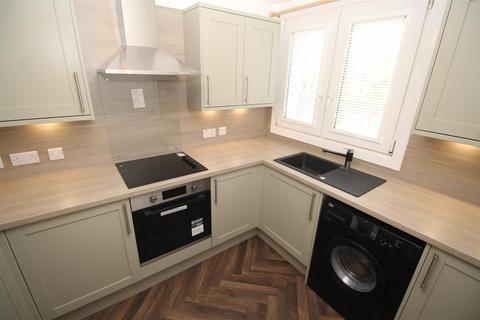 Flat 3, 17 Ardgowan Square, Greenock, PA16 8NH