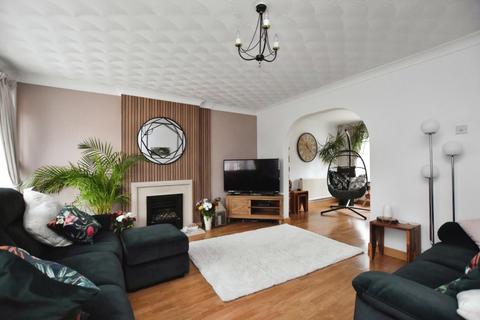 5 bedroom link detached house for sale, Battson Road, Bristol