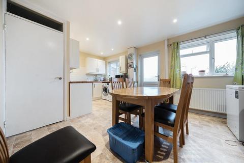 3 bedroom end of terrace house for sale, Newbury,  Berkshire,  RG14