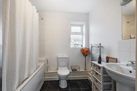 2 bedroom flat for sale, Amersham,  Buckinghamshire,  HP6