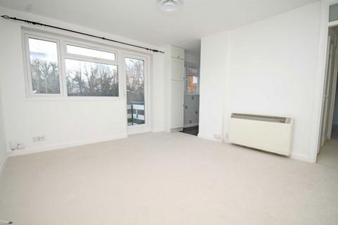 1 bedroom flat to rent, Lovelace Gardens, Surbiton KT6