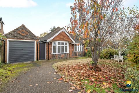 2 bedroom bungalow for sale, Queen Eleanors Road, Surrey GU2