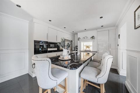 10 Keysoe Road, Thurleigh, Bedford, MK44 2DY