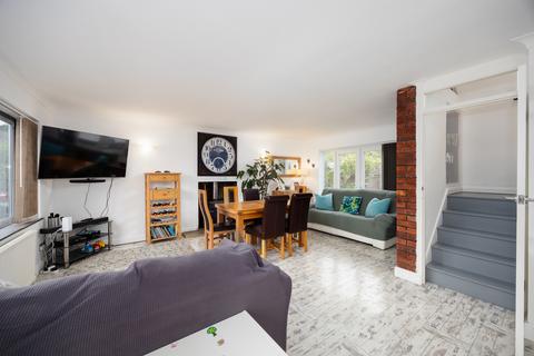 3 bedroom detached house for sale, Stoke Mandeville, Aylesbury HP22