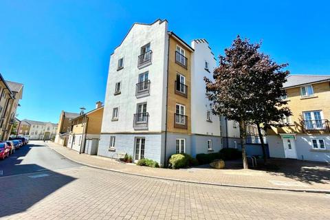 2 bedroom apartment to rent, Lower Burlington Road, Bristol BS20