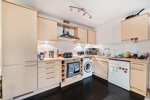 2 bedroom flat for sale, Dorchester Court, Camberley