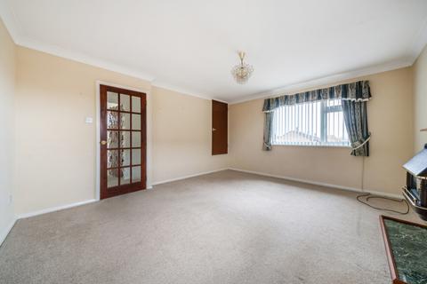 2 bedroom flat for sale, Laburnum Close, Grantham, Lincolnshire, NG31