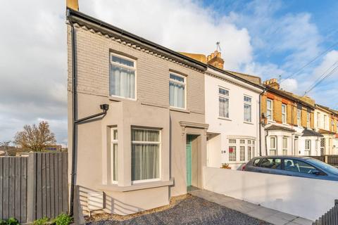 Livingstone Road, Thornton Heath, CR7