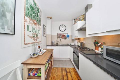 1 bedroom flat for sale, Gloucester Drive, Finsbury Park, London, N4