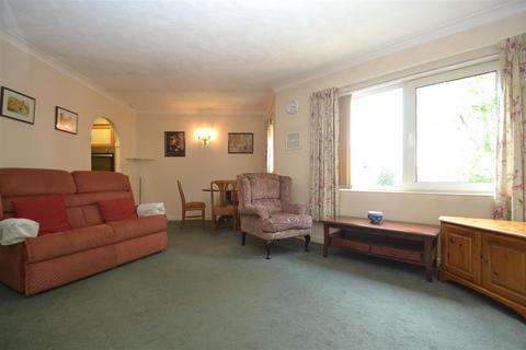 1 bedroom retirement property to rent, Rosemary Lane, Horley