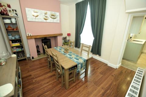 5 bedroom terraced house for sale, Commercial Steet, Scarborough YO12