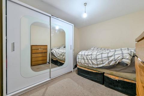 2 bedroom terraced house for sale, Allan Barclay Close, Stamford Hill, London, N15